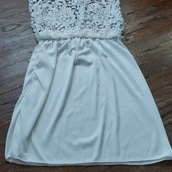 Skirts - Picture 16 of 16